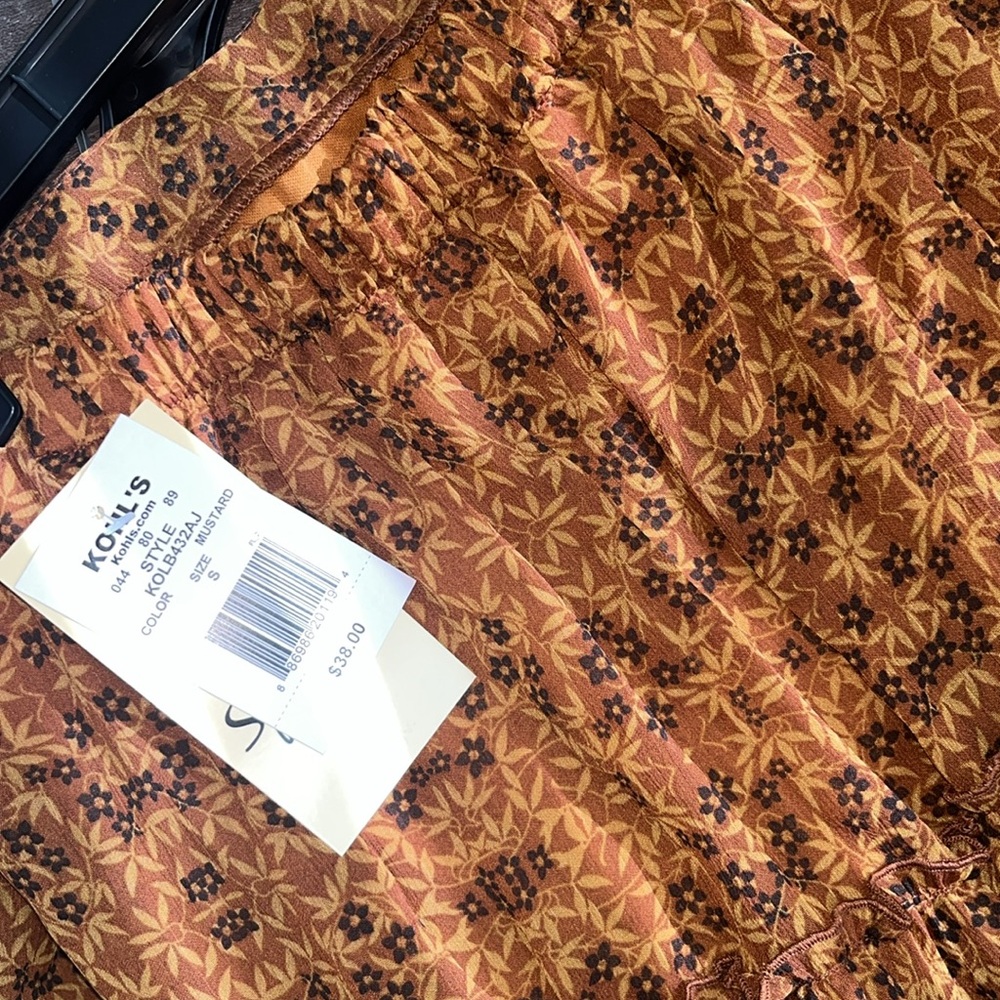 Ruffle mini skirt 2 pc set - Picture 10 of 10